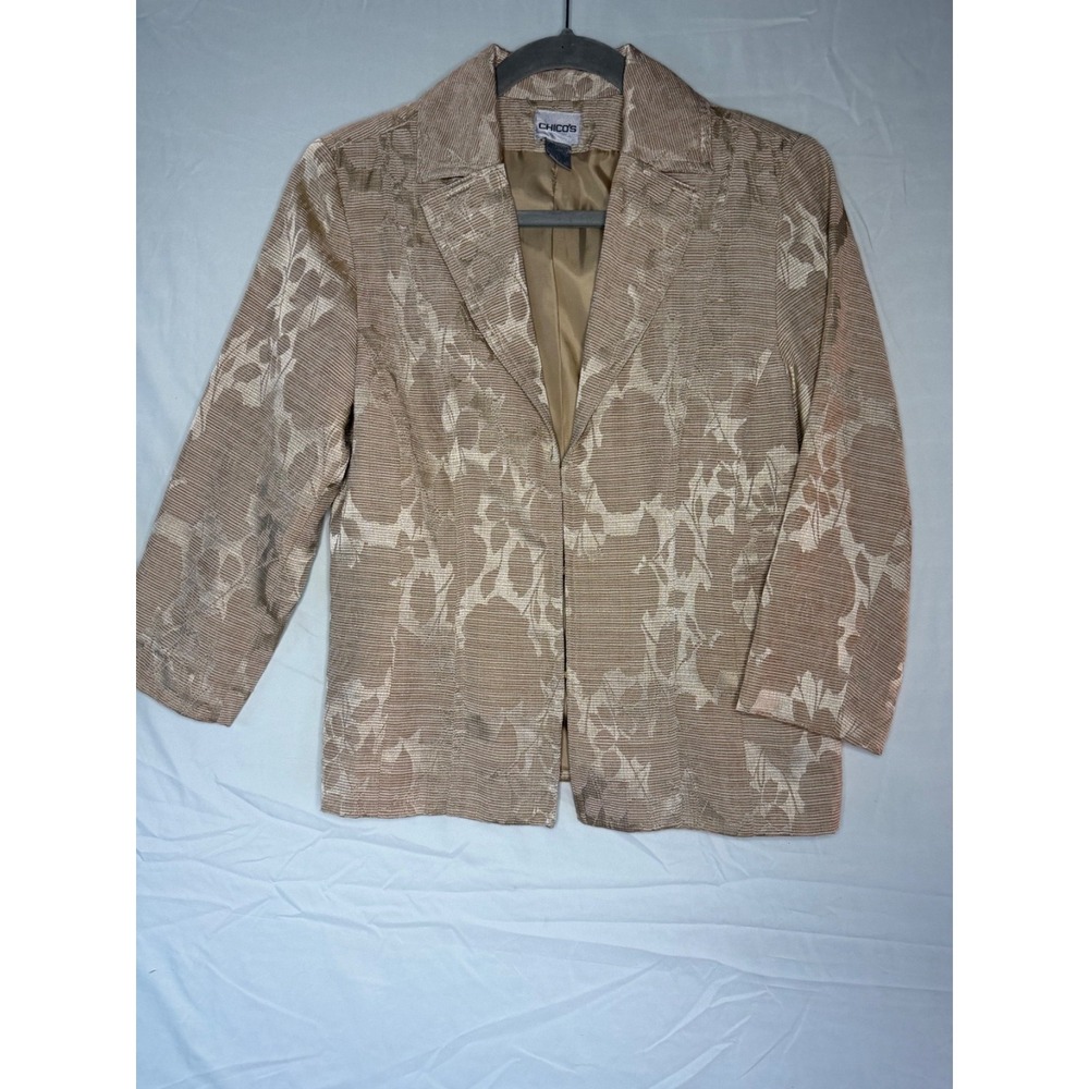 Chico's neutral floral Blazer w/3/4 sleeves sz 0‎ flattering cut